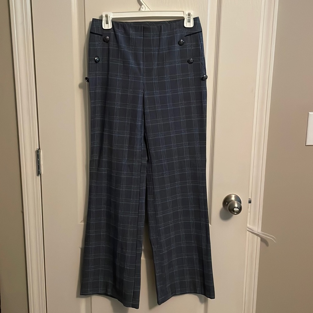 Super cute dress pants